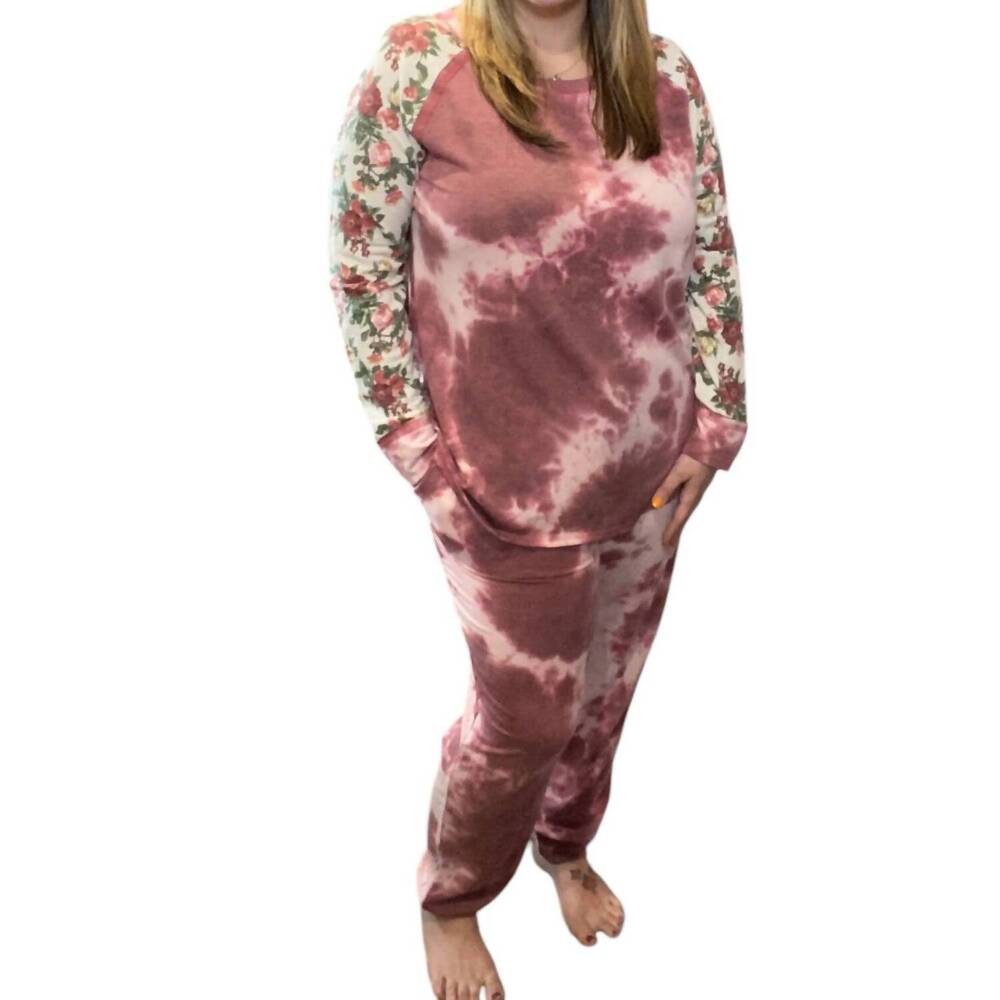 NEW HONEYME tie dye with floral accent lounge set in rust